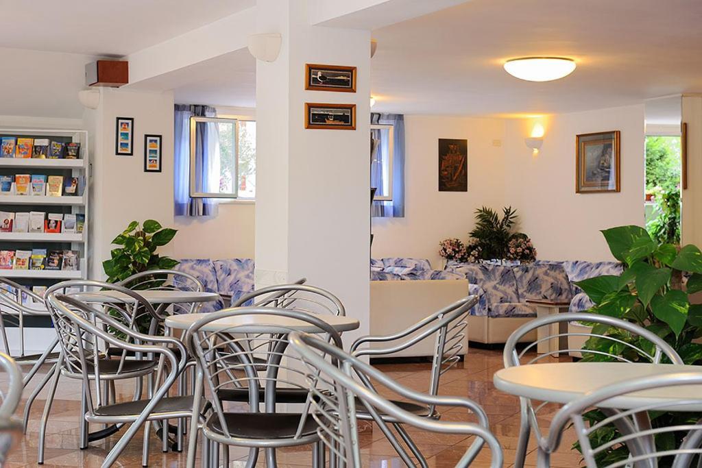 Hotel Samoa Ріміні Екстер'єр фото